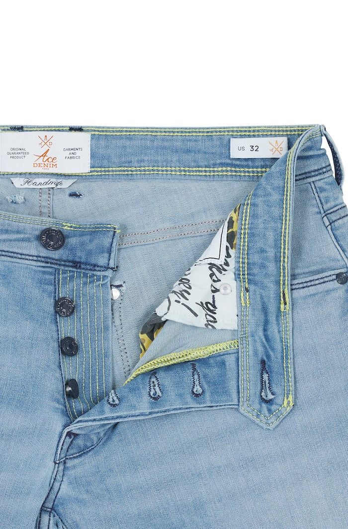 AD 02 - Bleached/ Yellow