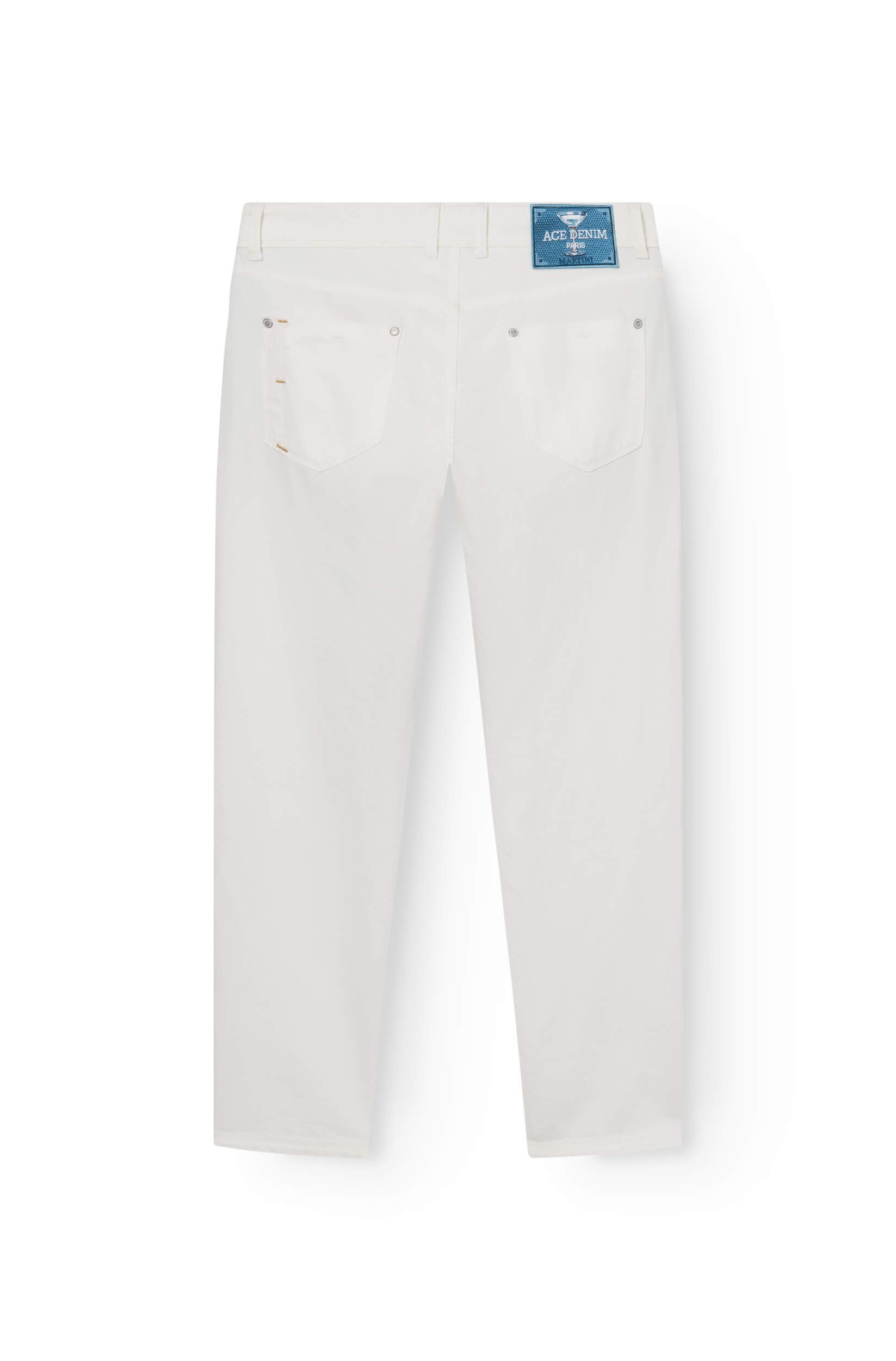 arrière du jeans slim en coton et lin blanc pour homme avec patch à motif cocktail martini