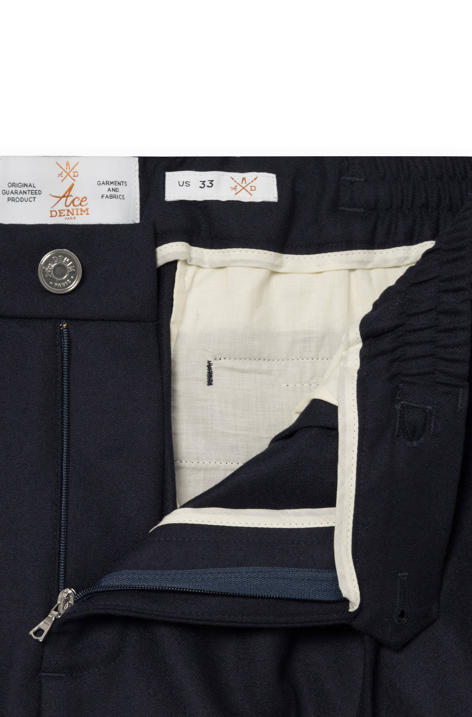AD 47 - Straight-Leg Pleated Trousers in Navy Merino Wool