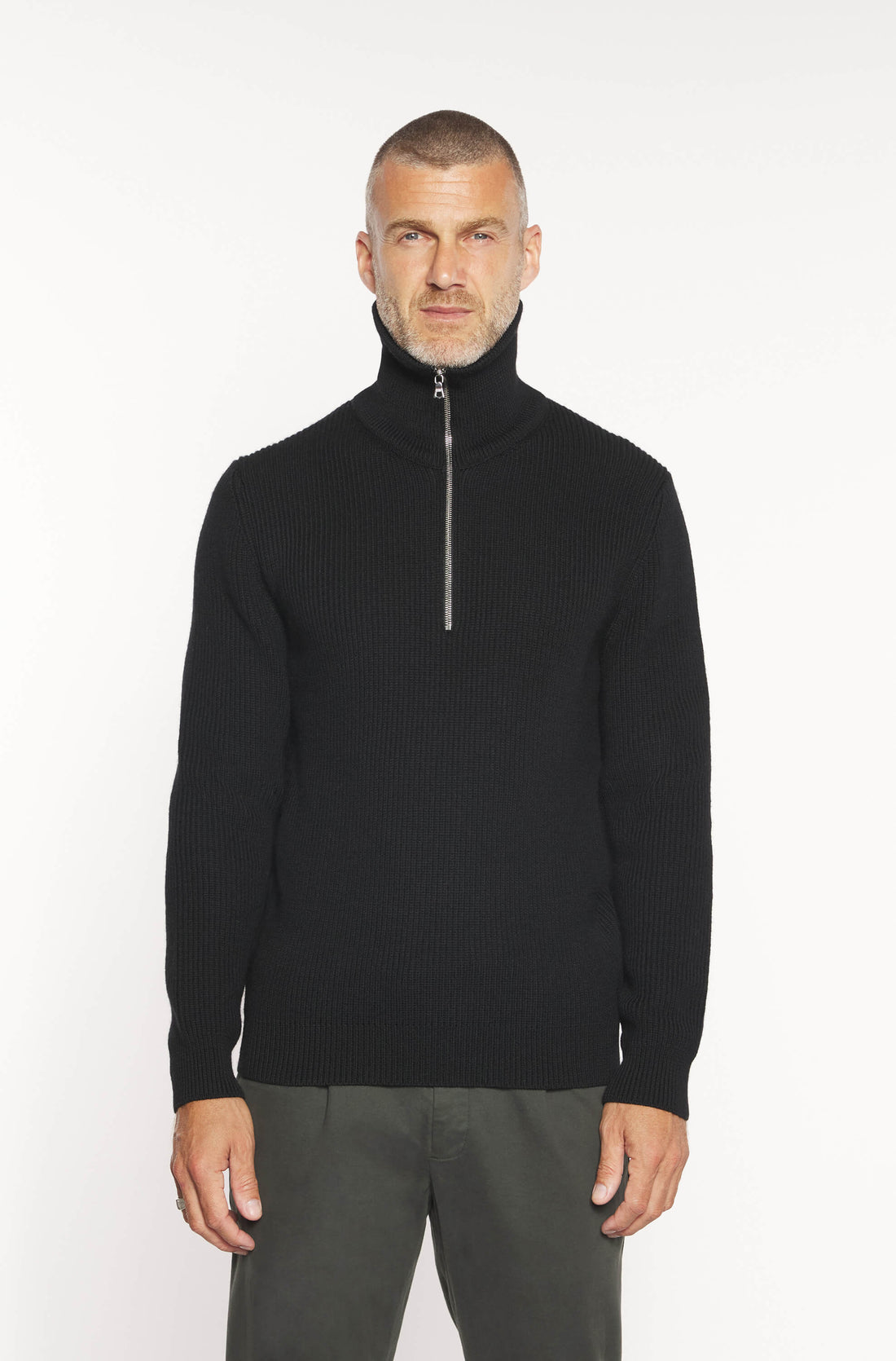 AD 198 - Pull à Col Zippé en laine Noir