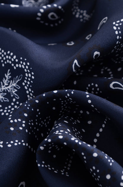 AD 400 - Carré en Soie Marine