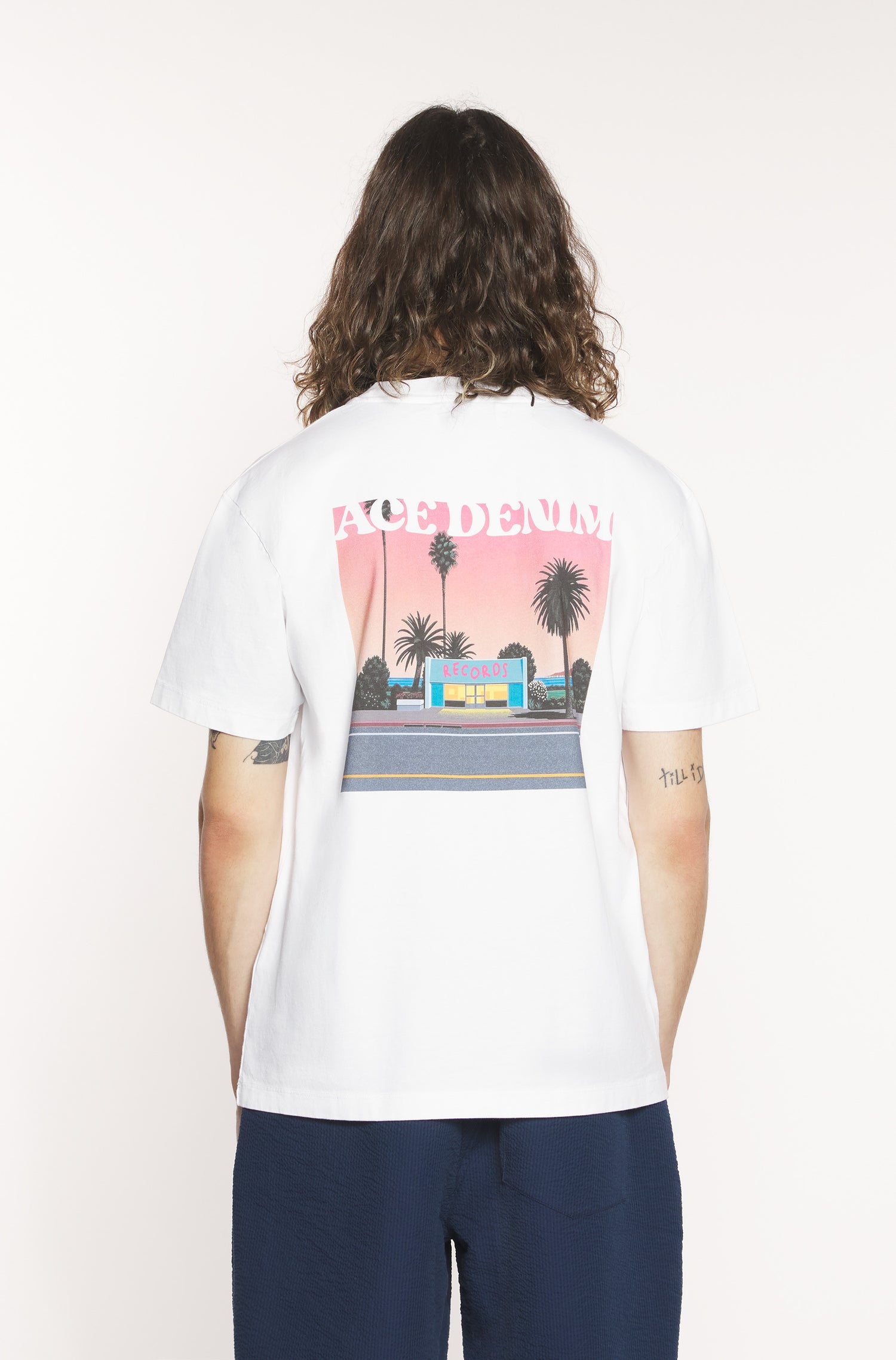 AD 94 - T-SHIRT RECORDS