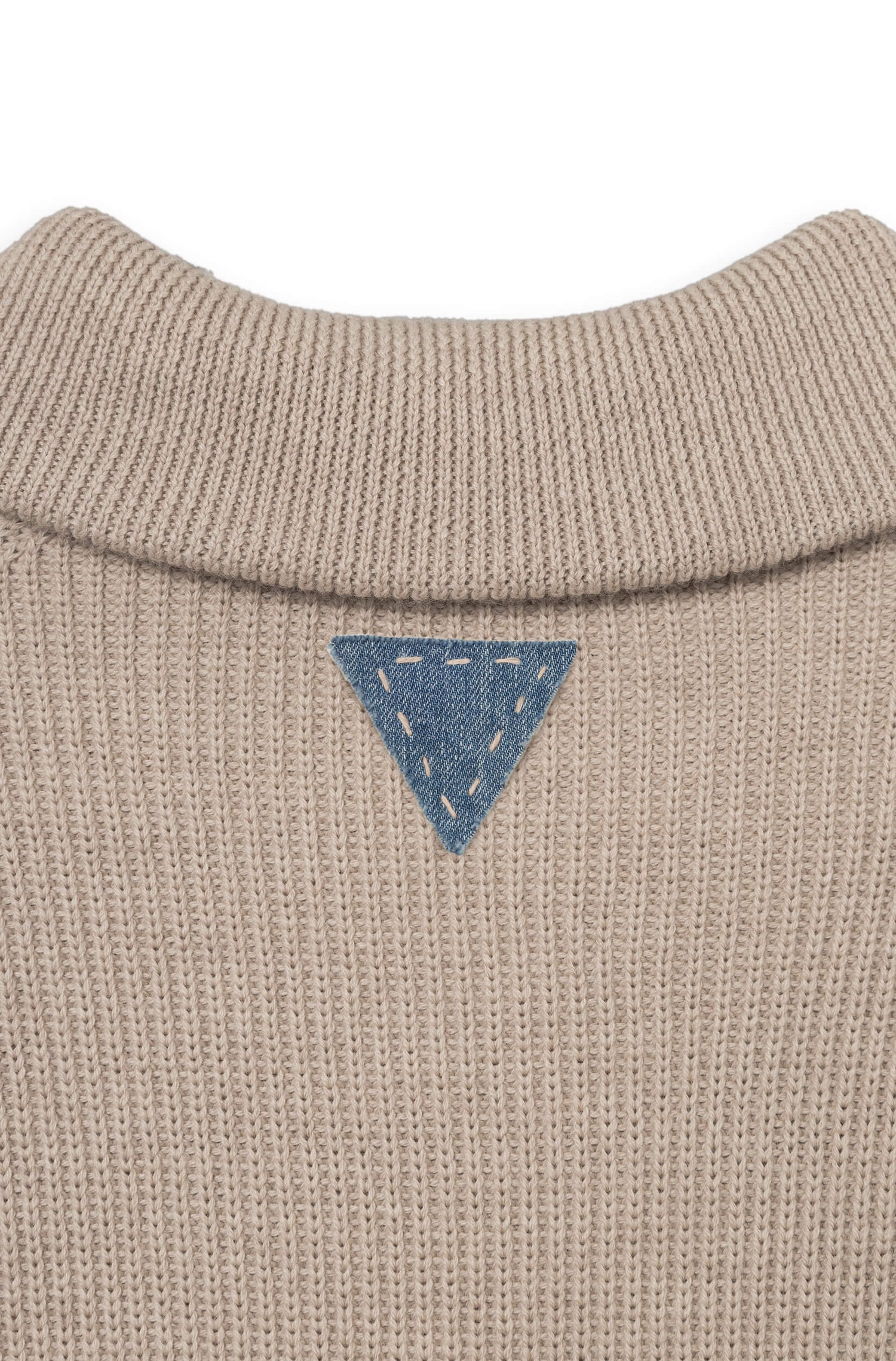 AD 198 - Beige Wool Zip-Up Collar Sweater